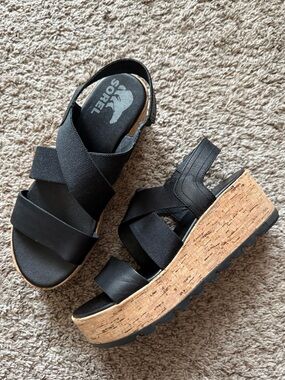 Sorel Women's Cameron Flatform Slingback Sandals Sz. 6.5